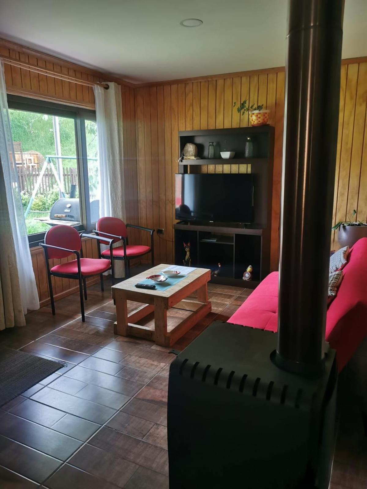 Borde Rio Coyhaique Cabana Y Tinaja Bagian luar foto